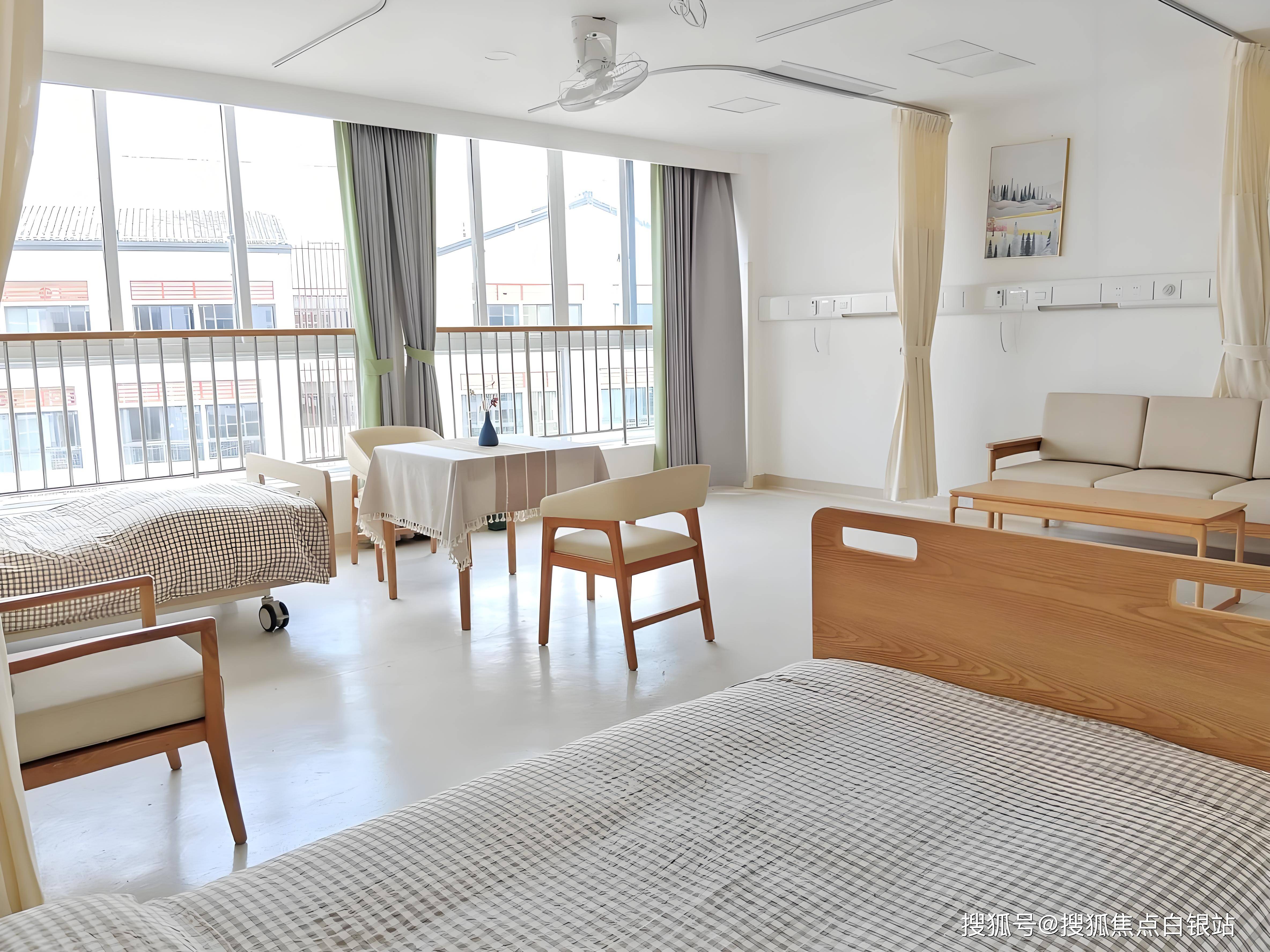 上海最新24小时套医保卡电话方法分析(最方便真实的上海医保卡客服电话96多个方法)