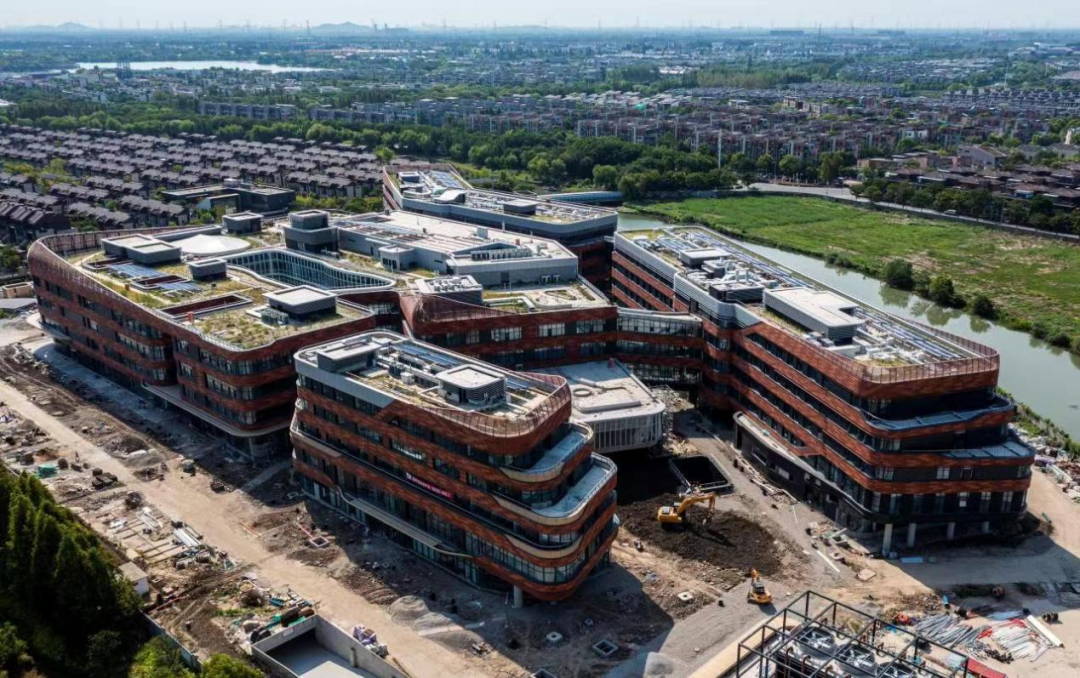 上海最新正规代办中介提取公积金电话方法分析(最方便真实的上海中介代办公积金提取违法吗方法)